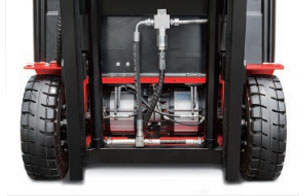 7.先進(jìn)的雙電機(jī)雙減速箱驅(qū)動(dòng)單元-杭州叉車(chē)電動(dòng)叉車(chē) 7.先進(jìn)的雙電機(jī)雙減速箱驅(qū)動(dòng)單元-杭州叉車(chē)電動(dòng)叉車(chē)